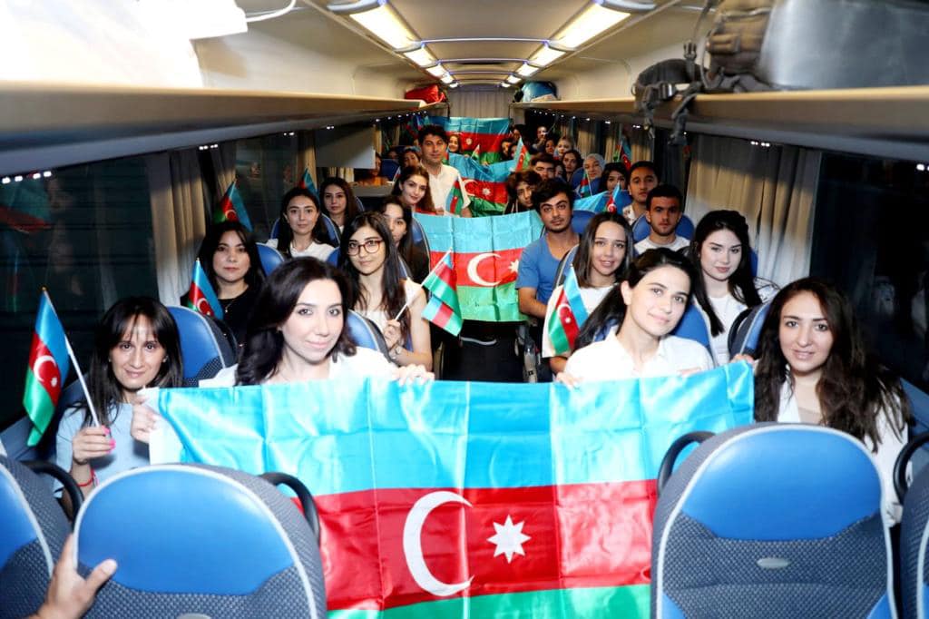 Diaspor könüllüləri Şuşaya getdilər - FOTO