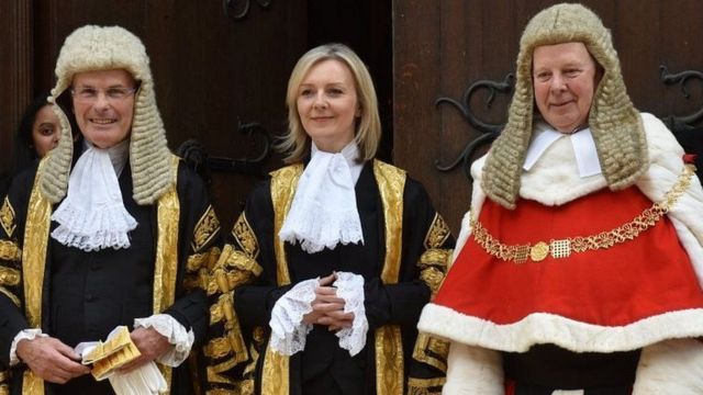 Britaniyanı idarə edəcək \