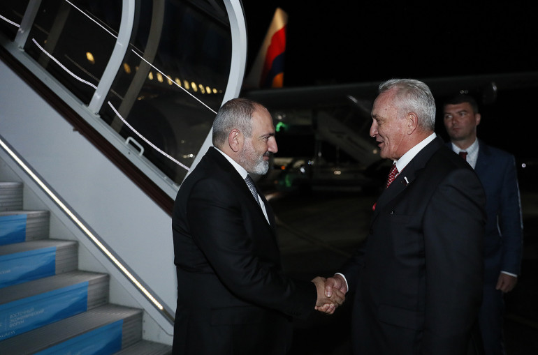 Paşinyan Rusiyadadır - Putinlə görüşəcək 