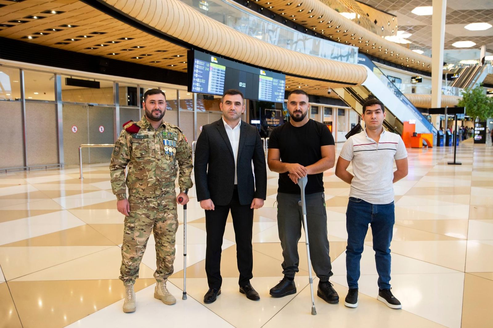 Daha 3 qazimiz Türkiyəyə göndərildi