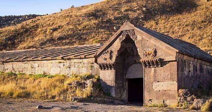 Qərbi Azərbaycan Salnamələri - Səlim karvansarası
