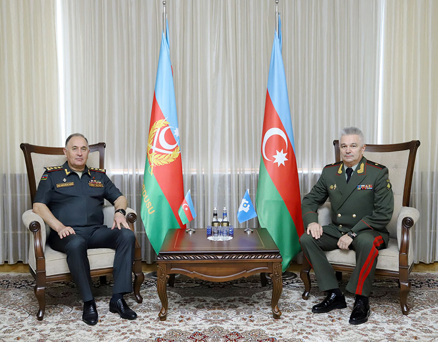 Kərim Vəliyev MDB generalı ilə danışıqlar APARDI