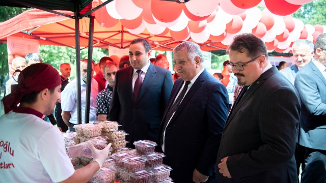 Zaqatalada sərgi-satış yarmarkası keçirildi - FOTOLAR