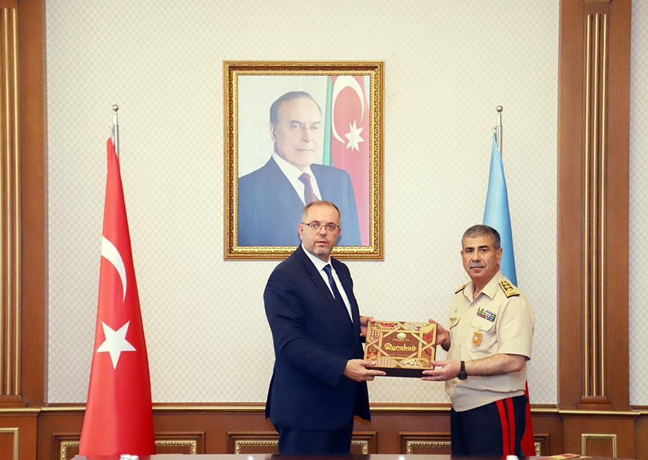 Nazir Türkiyə heyətini son təxribatlar barədə məlumatlandırdı