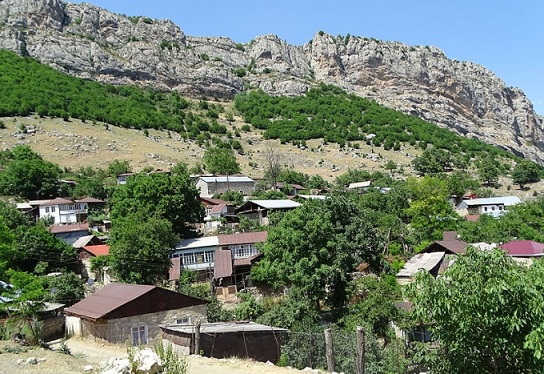 Sərhəd kəndlərindən 2750-yə yaxın erməni köçürülüb