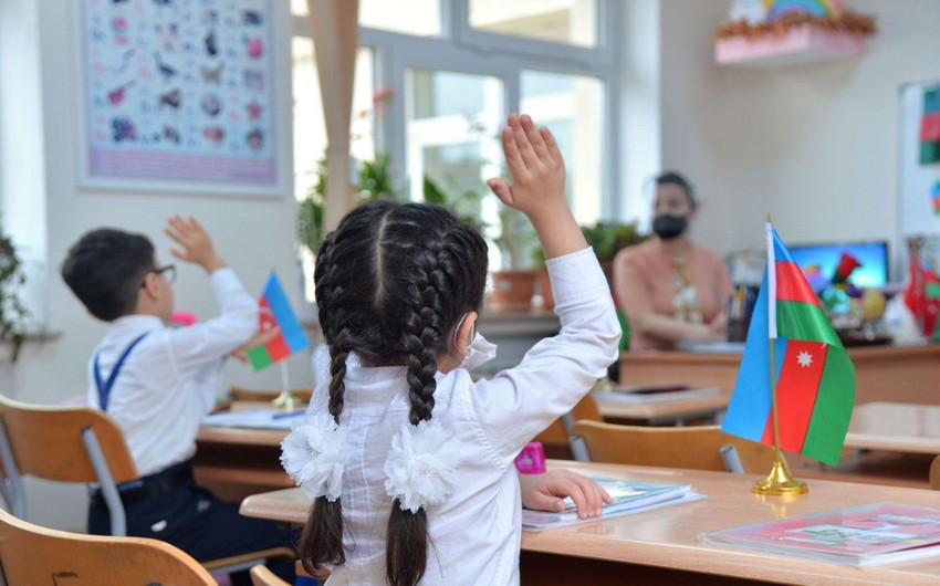Azərbaycanda yeni dərs ili BAŞLADI