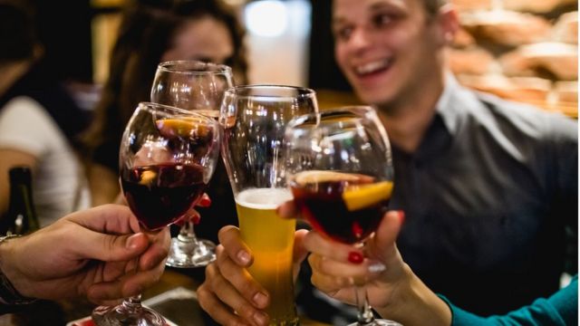 Ölkədəki alkoqoliklərin sayı AÇIQLANDI