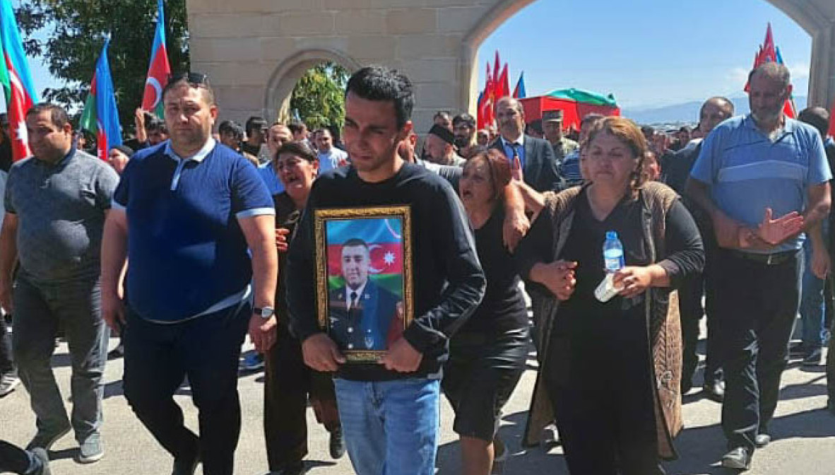 Şəhid Nihat Gəncədə torpağa tapşırıldı