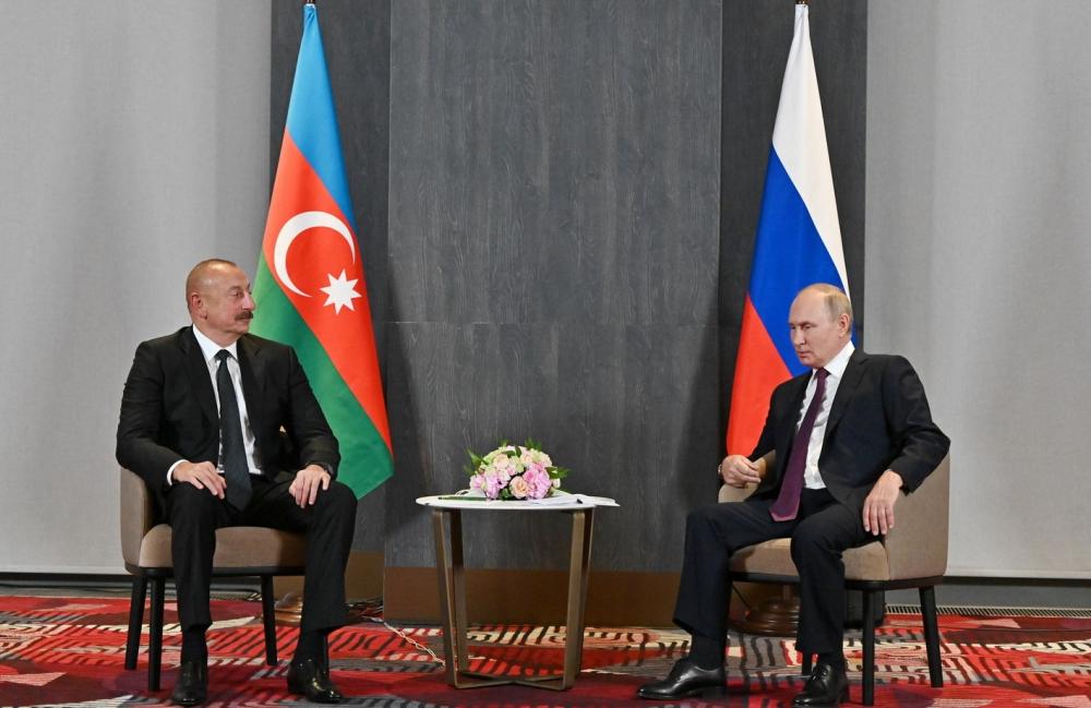İlham Əliyev Putinlə sərhəddəki son hadisələri müzakirə edib - YENİLƏNİB