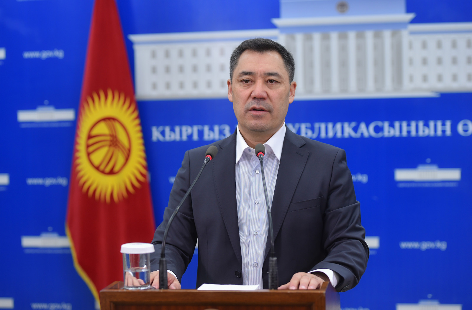 “Bir metr torpaqdan da imtina etməyəcəyik” - Prezident xalqa müraciət etdi