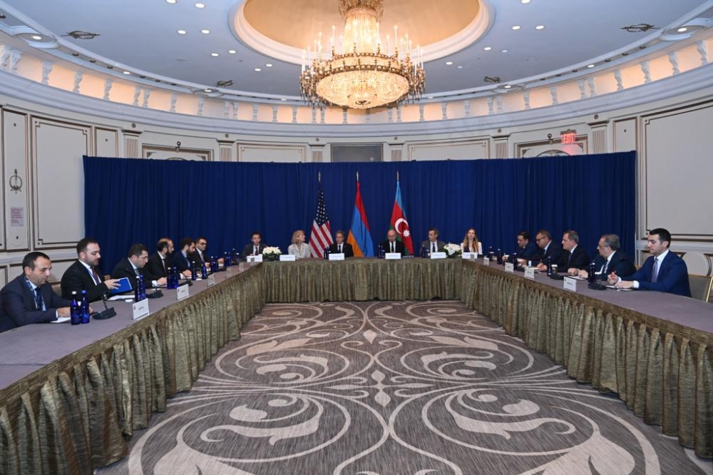 Blinken, Bayramov və Mirzoyan arasında görüş keçirildi - YENİLƏNİB