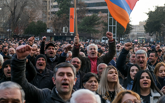 Ermənilər indi də Rusiyaya dəstək aksiyası keçirir
