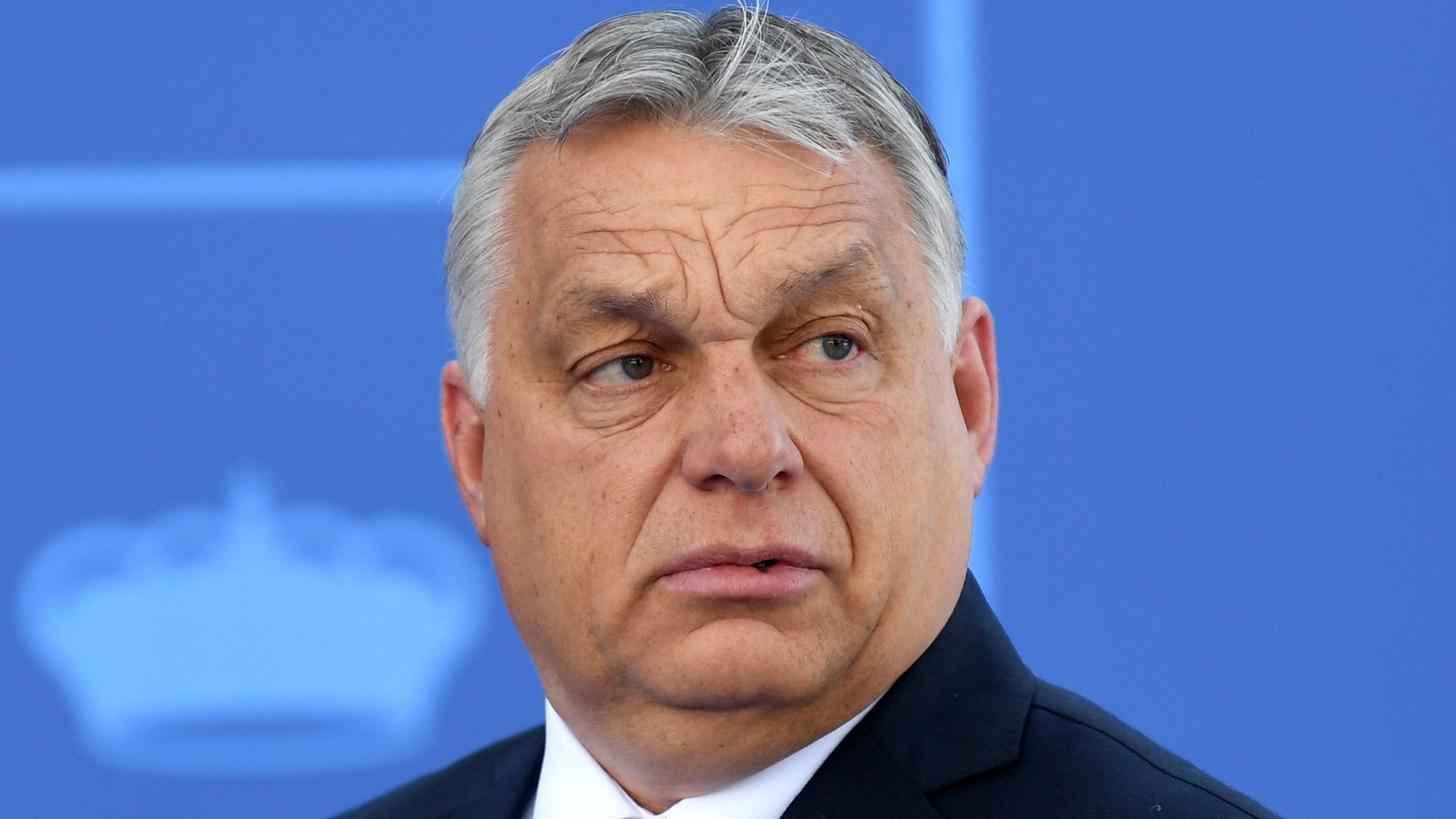 Viktor Orban Rusiya əleyhinə sanksiyalara qarşı çıxdı