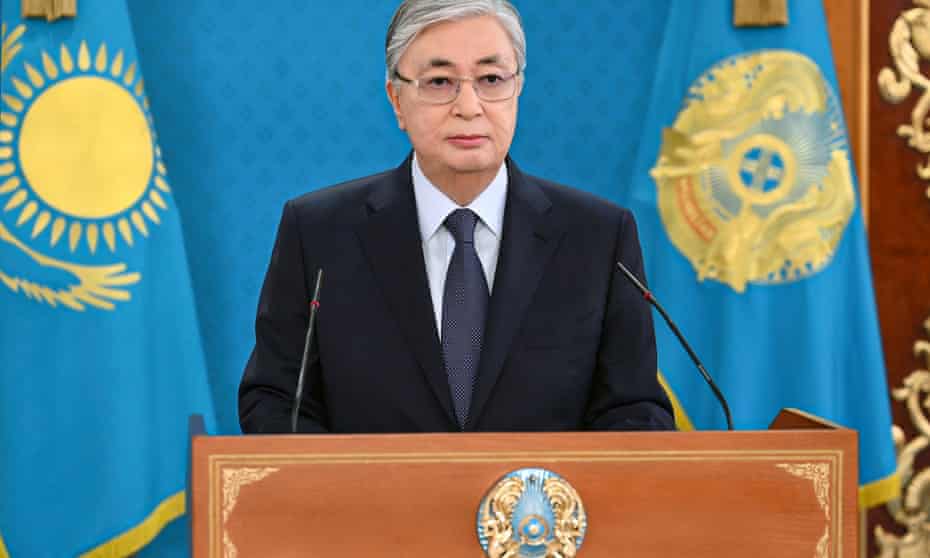 Tokayev növbədənkənar seçkilərin tarixini TƏYİN ETDİ