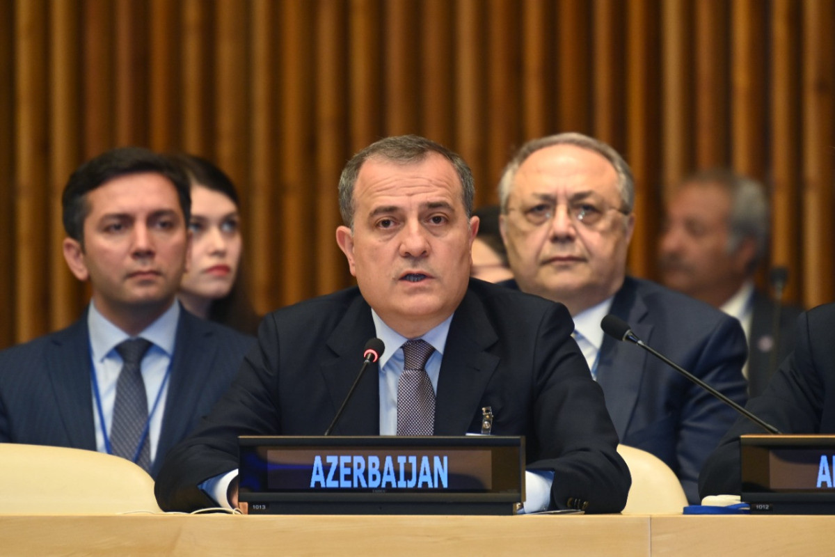 Ceyhun Bayramov BMT-də iclasa qatılıb