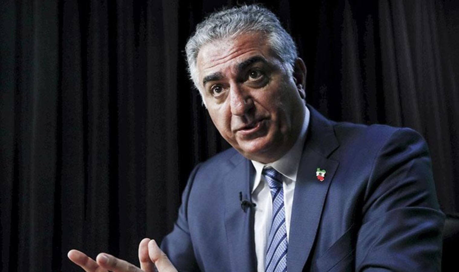 İran şahının oğlu silahlı qüvvələri hakimiyyəti ələ keçirməyə ÇAĞIRDI