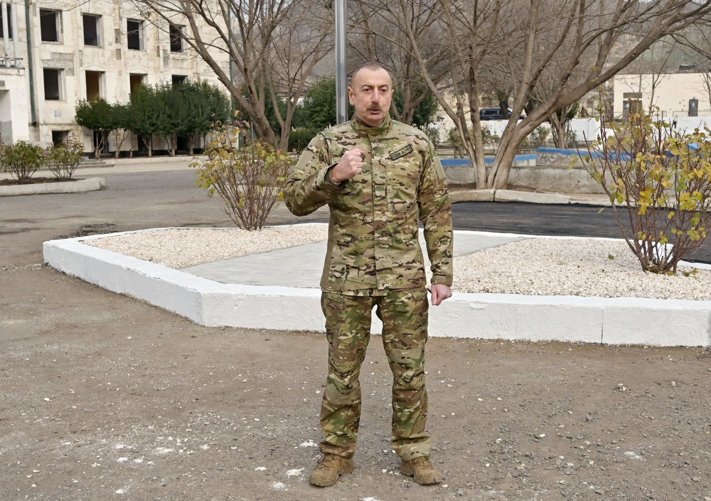 Dəmir yumruq öz işini gördü