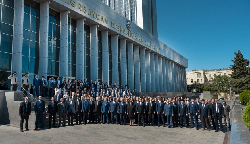 Milli Məclis şəhidlərimizin xatirəsini yad etdi