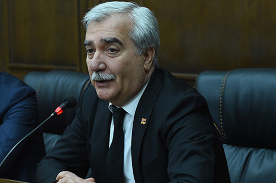 Ermənistan bütün mümkün ölkələrdən silah almağa çalışır - Deputat