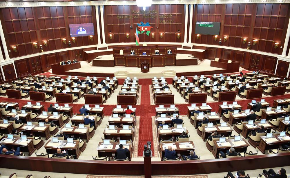 Deputatlardan AXCP-nin aksiyasına REAKSİYA