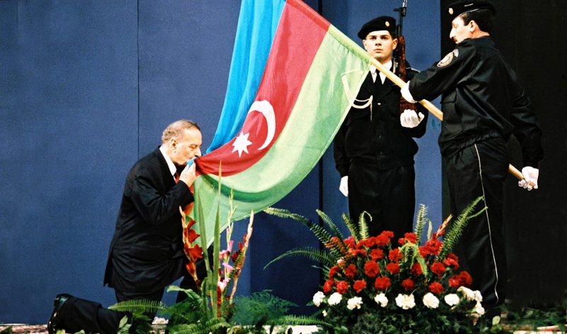 Azərbaycan tarixində yeni mərhələ