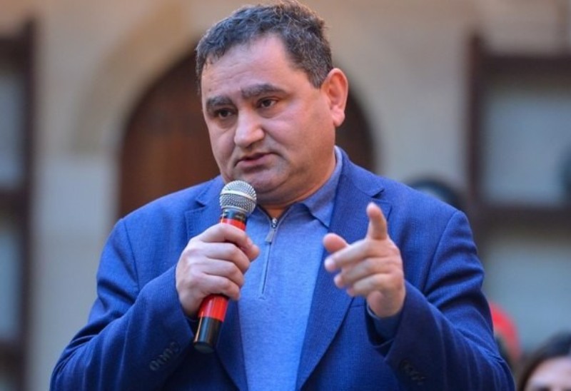 “Müəllimlər sinif otaqlarını icarəyə götürür” - Deputat