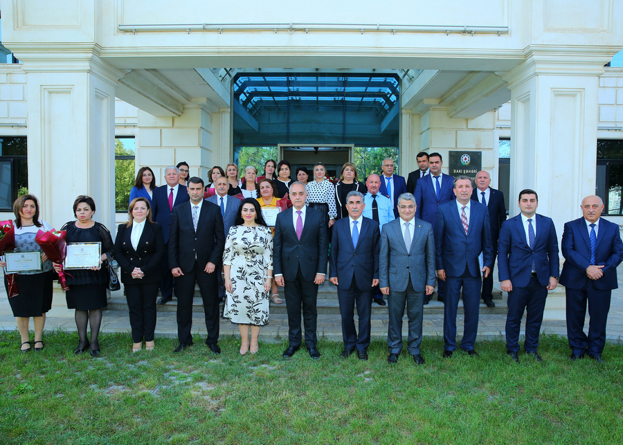 Binəqədidə “Beynəlxalq Müəllimlər Günü” - FOTO