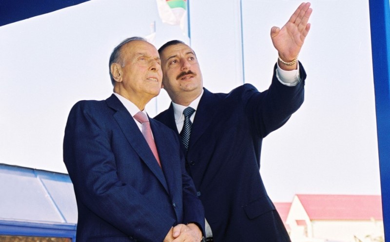 Yeni Azərbaycan Partiyasını yeni hədəflərə yönəldən QURULTAY