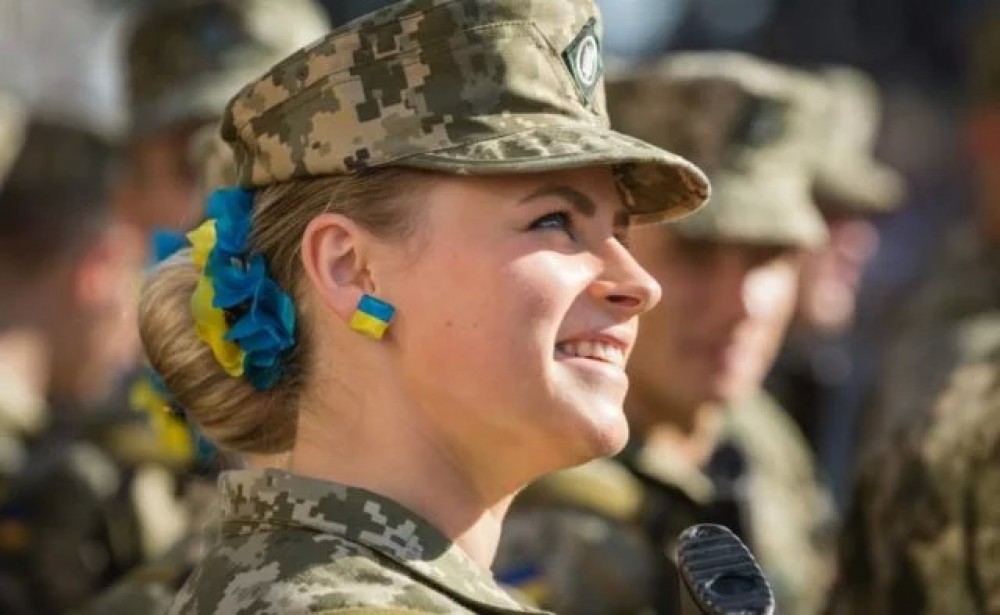 Ukraynada qadınlar hərbi xidmətə çağırılır