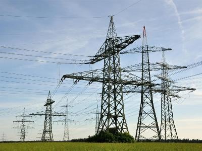 İran elektrik şəbəkəsini Rusiya ilə birləşdirmək istəyir 