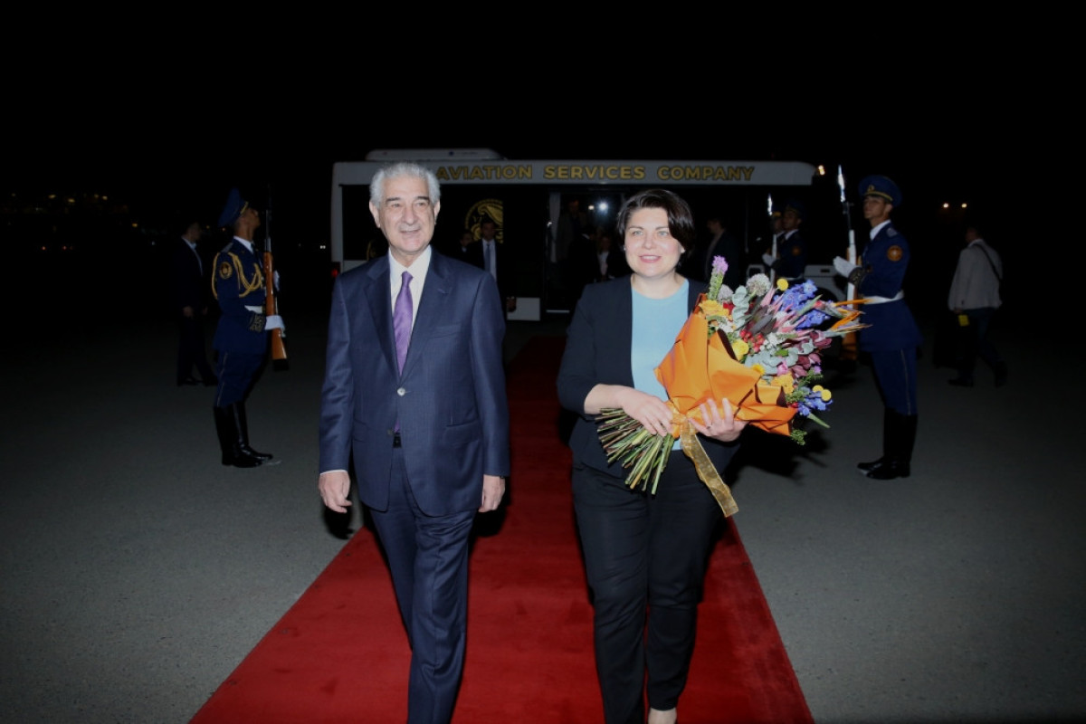 Moldovanın Baş naziri Bakıya gəldi