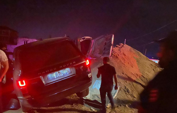 Qəzaya düşən maşından 40 min dollar belə oğurlanıb - TƏFƏRRÜAT