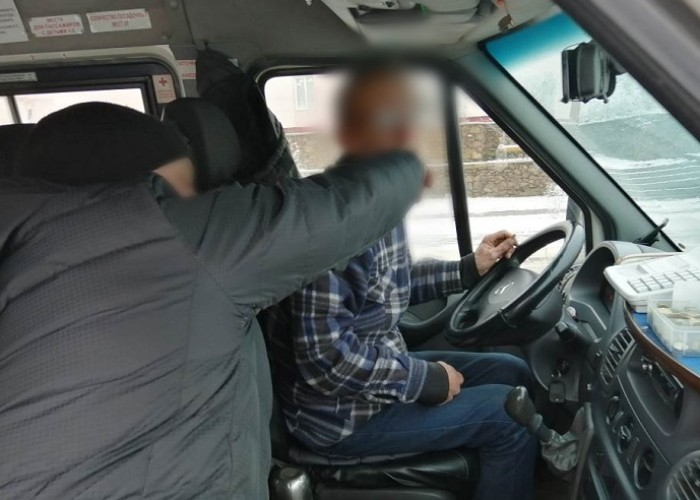 Bakıda avtobus sürücüsü döyüldü - VİDEO