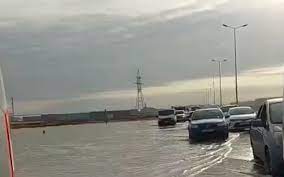 Su basan yola Mülki müdafiə qoşunları cəlb olundu
