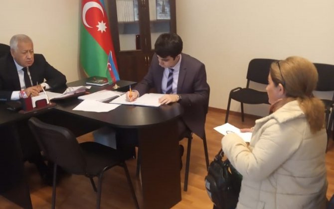 Deputat seçicilərin problemlərini dinlədi