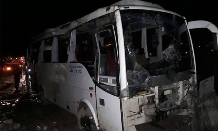 Dəhşətli avtobus qəzası - 20 nəfər öldü 