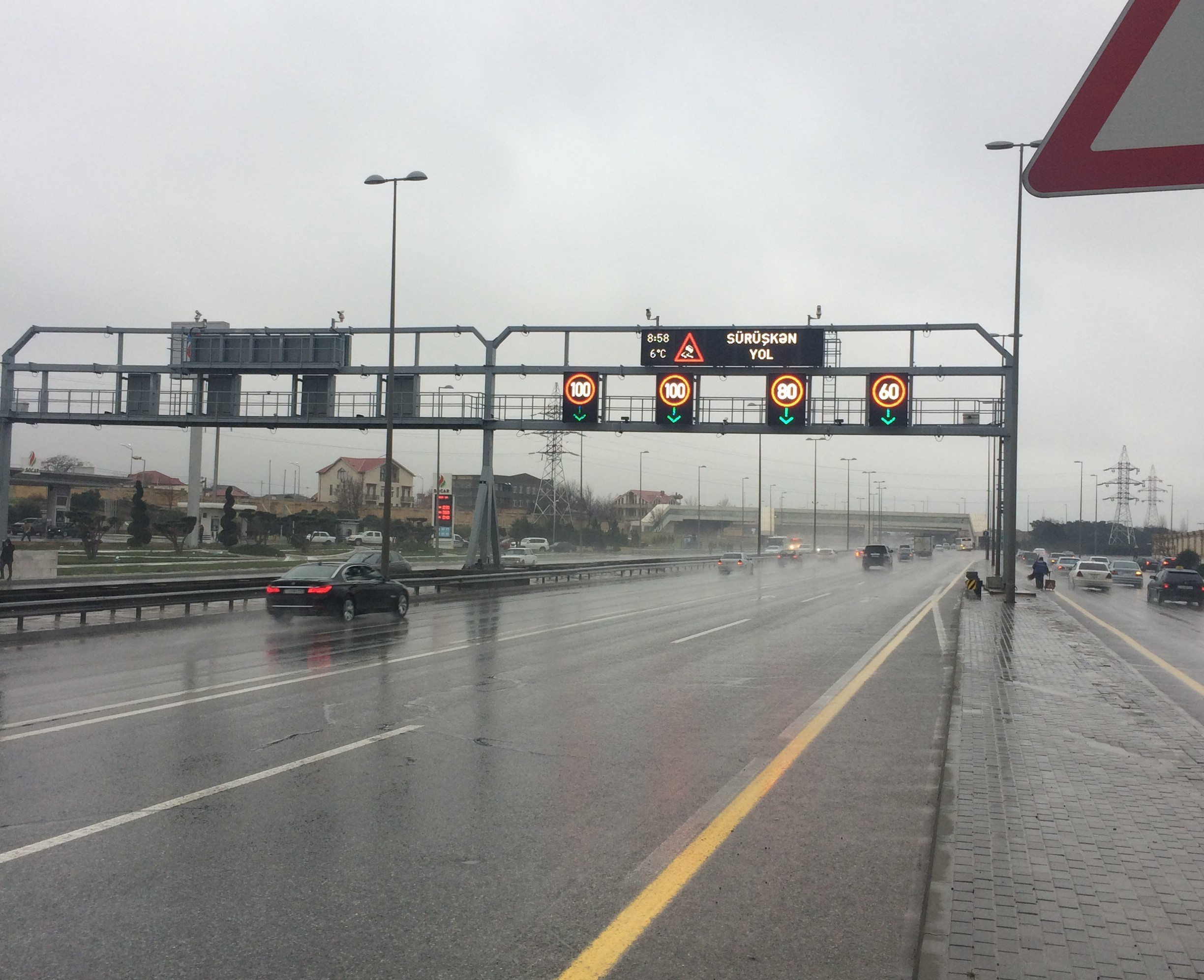 Yola çıxan sürücülərə XƏBƏRDARLIQ 