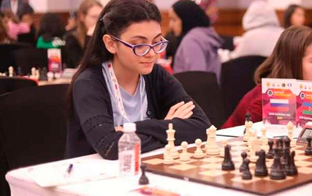 Azərbaycanlı şahmatçı lider oldu
