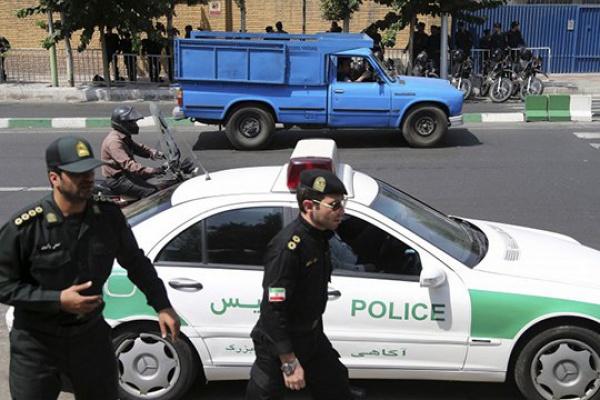 İranın Əxlaq polisinə sanksiya qoyuldu