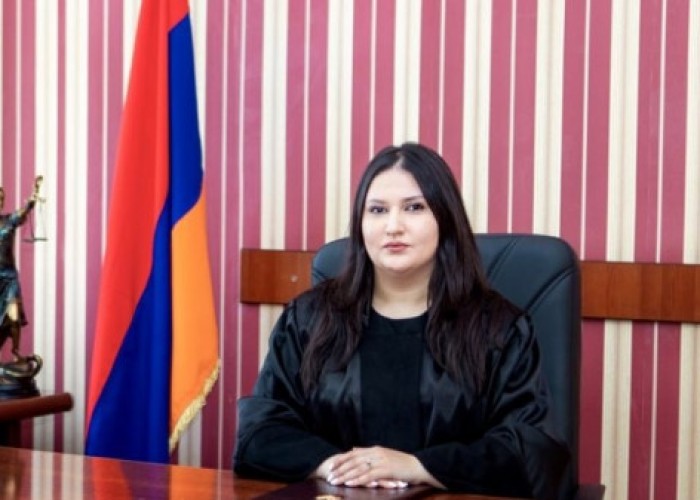 Erməni hakim həbs edildi