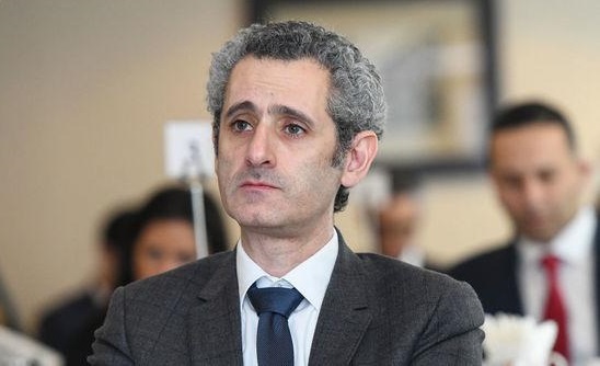 Bakıdakı səfir Makronun səhvini “düzəldir” - Sülh paylaşımı