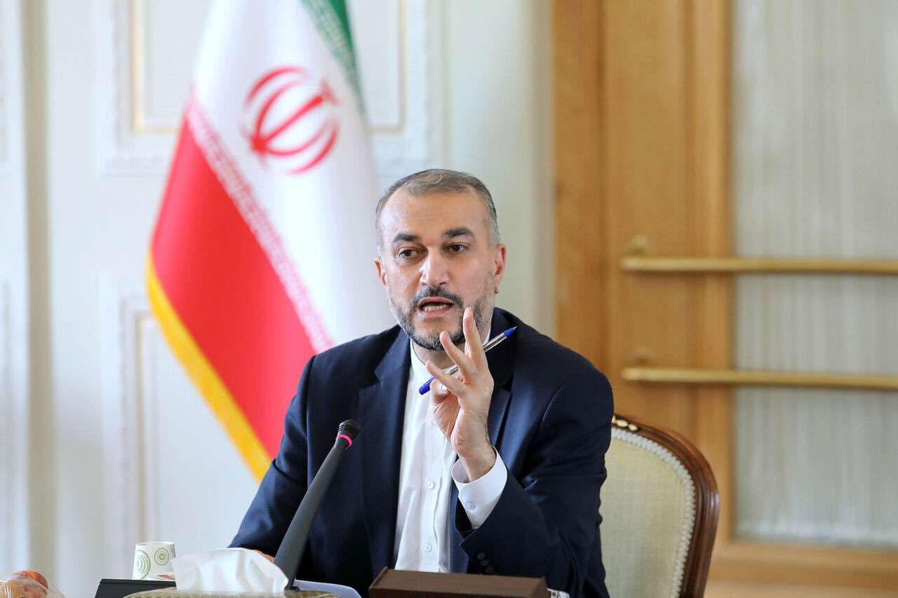 İran və Rusiya hərtərəfli əməkdaşlıq sazişi imzalayacaq 