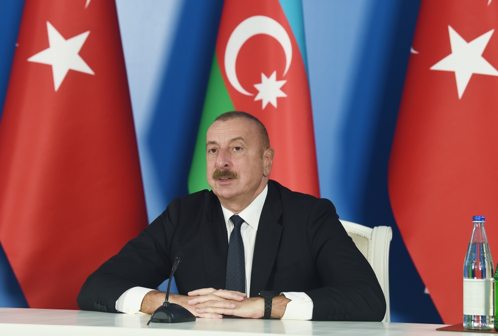 Prezident: “Qayıdış üçün gecə-gündüz çalışırıq”