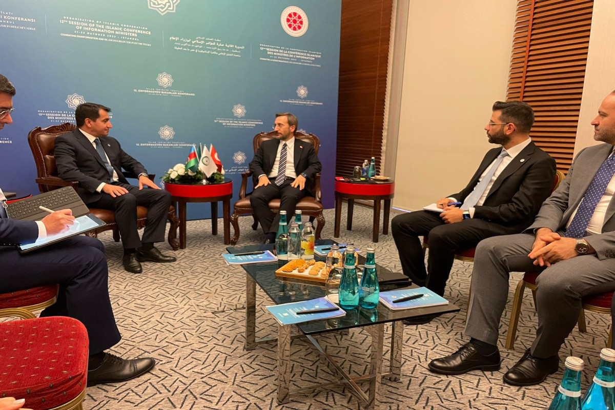 Prezidentin köməkçisi İstanbulda görüşlər keçirib