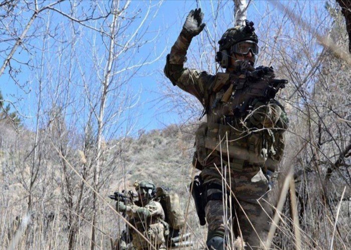Mağarada gizlənən terrorçular məhv edildi