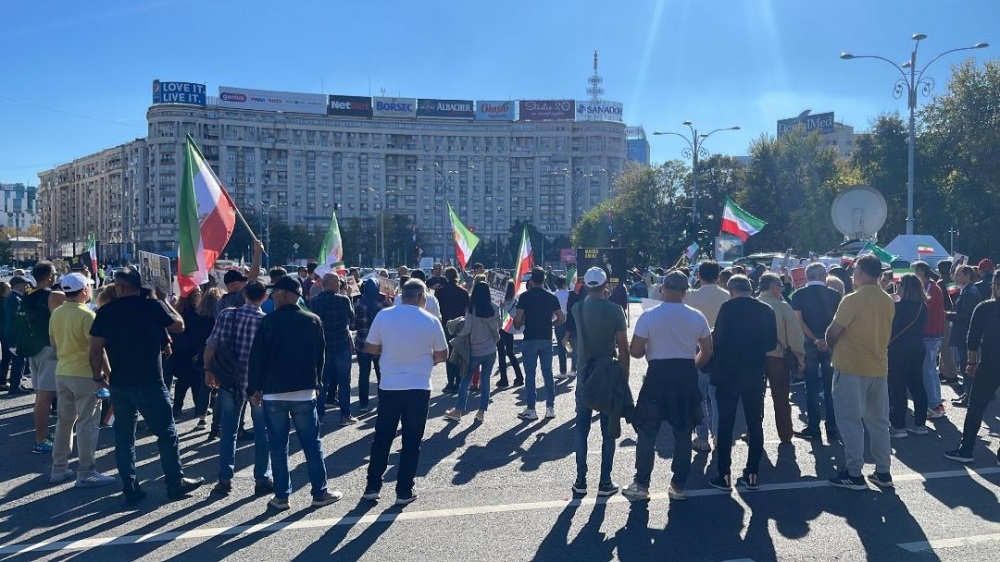 “İranı azad edin!” - Daha bir ölkədə etiraz aksiyası