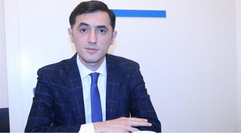 “Maşınım yoxdur, bütün günü avtobusda, metrodayam” – Partiya sədri