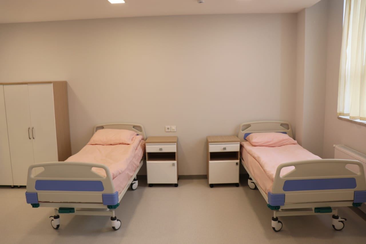 Gəncədə laboratoriyanın tavanı çöküb - TƏBİB