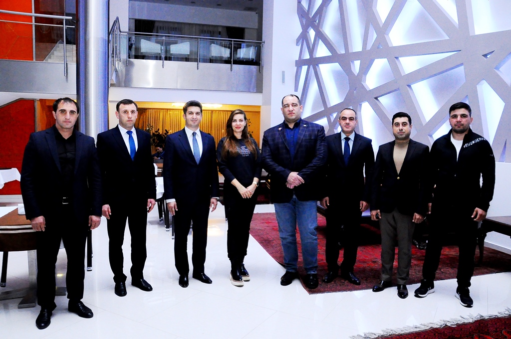İlham Zəkiyev Naftalanda olub