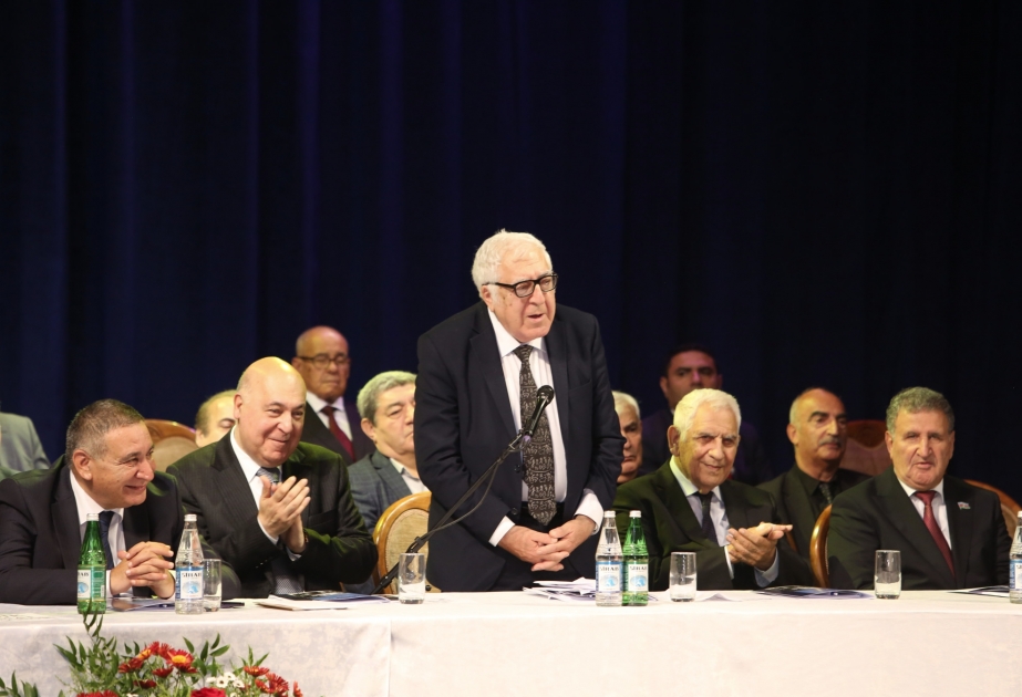 “Bu suala Çingiz Abdullayevdən cavab istəmək düzgün deyil” - Deputat